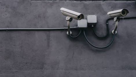 Segurança x privacidade no uso de câmeras de segurança no condomínio: qual o limite?